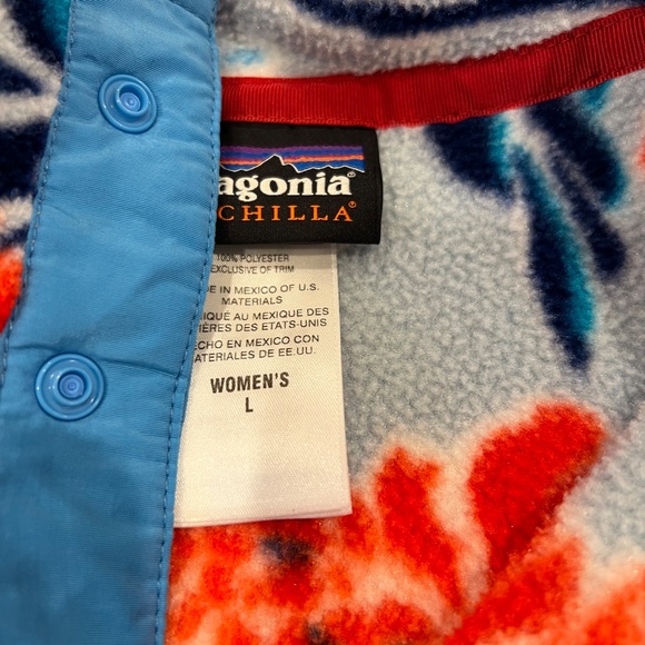 Women's Lightweight Synchilla® Snap-T® Fleece Pullover. Light blue color - Picture 4 of 5